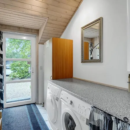 Blomstervangen Xi Holiday home *