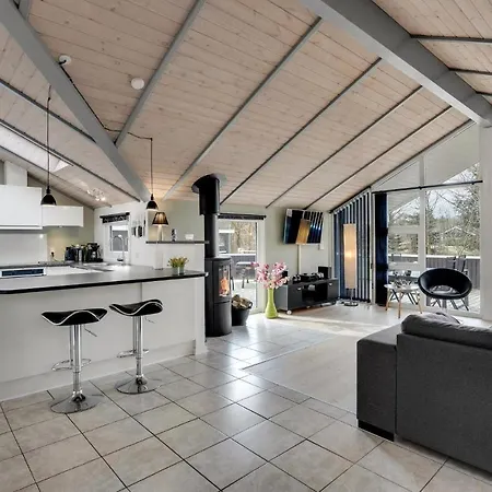 בית נופש Blomstervangen Xi Oksbøl